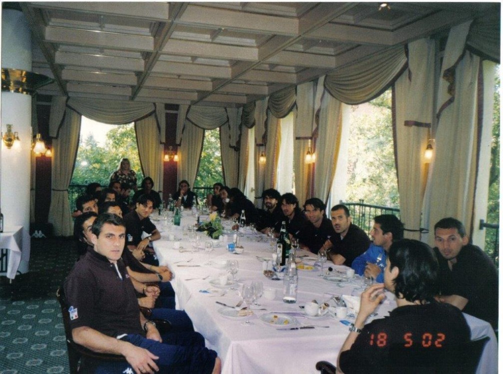 Tlumočení pro italský fotbalový tým před odletem na MS 2002