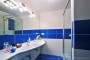 Koupelna v modré