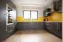 Kuchyň v rodinném domě | design interiéru  (zobrazit v plné velikosti)
