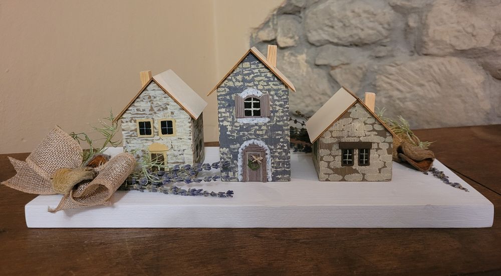 Dřevěné malované domečky | kreativní workshop