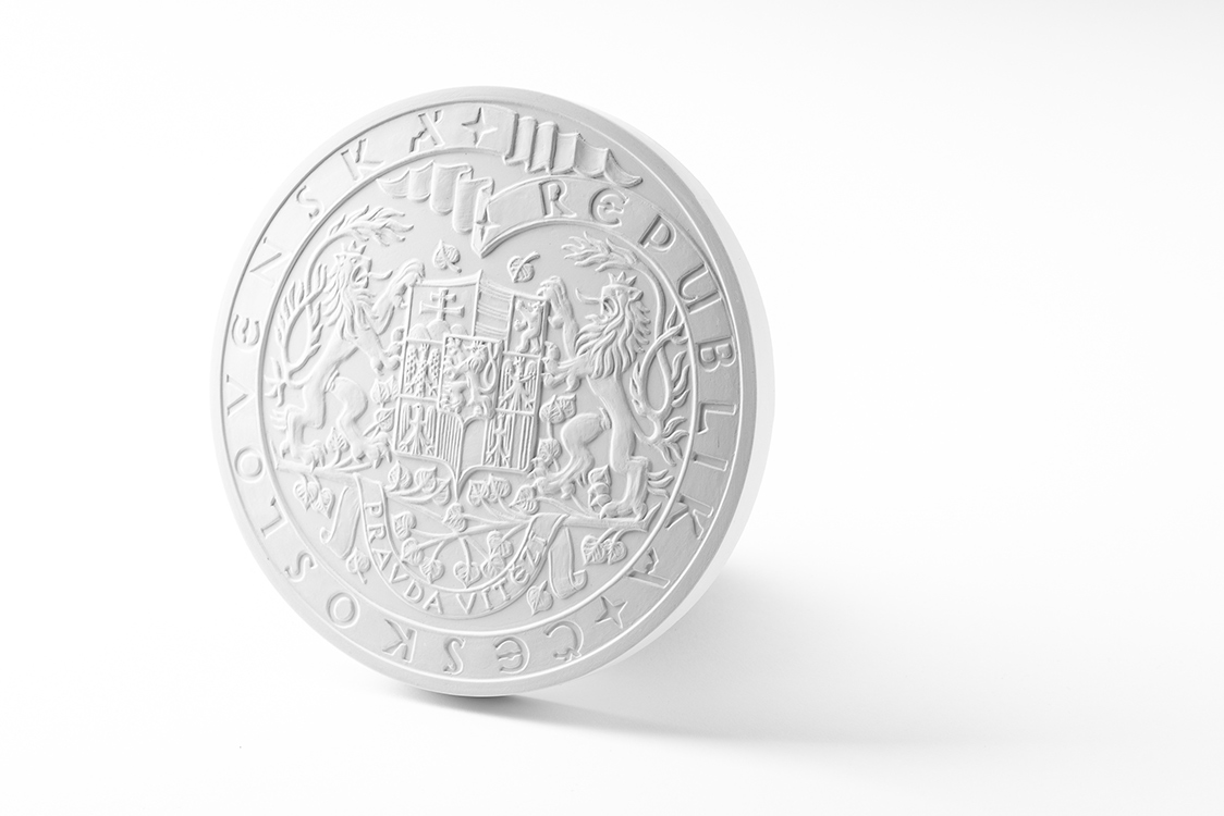 Sádrový model mince | produktová fotografie