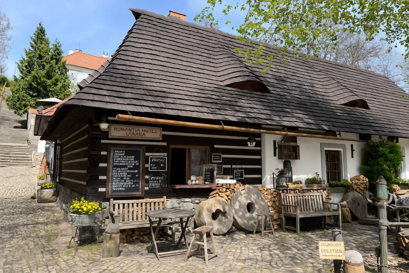 Nový Svět – U Raka | komentovaná procházka Prahou, audioturistika