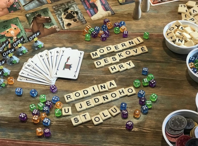 Takhle jsme blbli při focení, když jsme ještě dělali deskovky