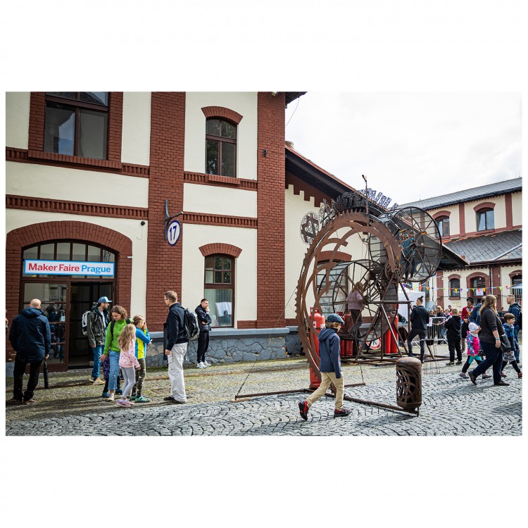 Dokumentární fotografie z akce | MAKER FAIRE Prague 2022