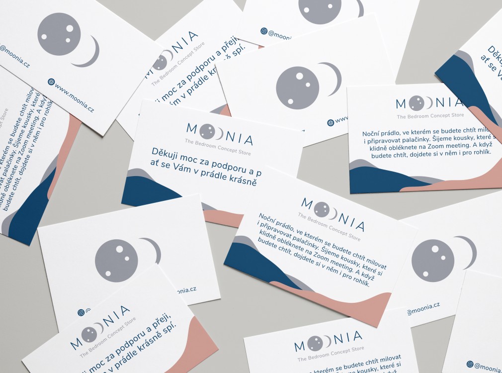 Moonia – tvorba kartiček