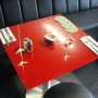 Restaurace červený stolek