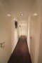 Chodba | minimalistický interiér bytu v rezidenci Prague Marina