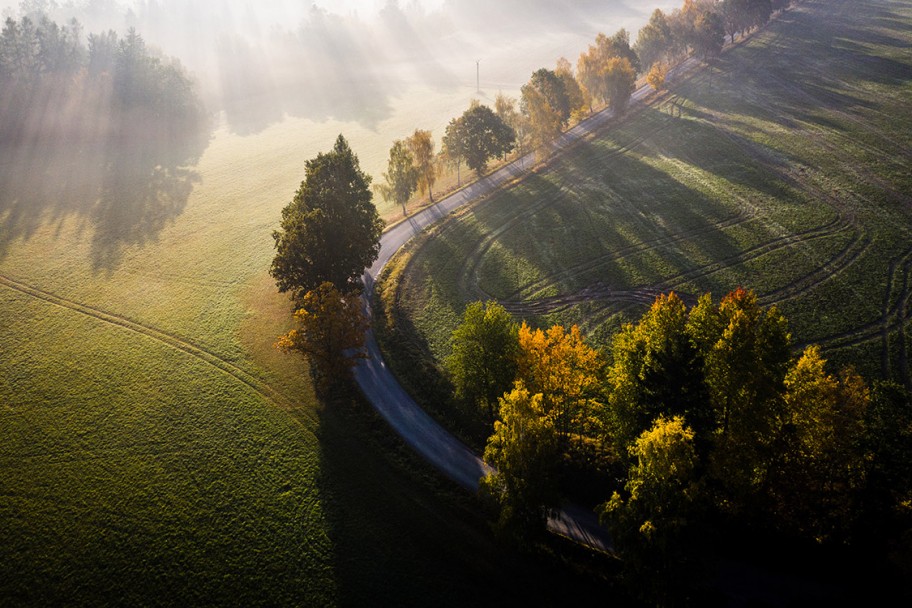 Podzimní zatáčka | krajinná fotografie