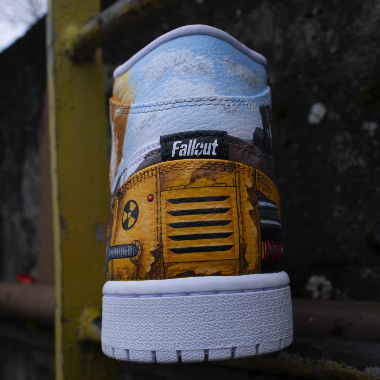 Fallout detail paty - kožené Nike Jordan