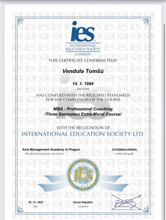 IES certifikát