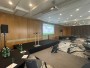 Ozvučení, projekce a pódium pro mezinárodní konferenci