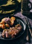 Gastronomická fotografie – hovězí steak s pečenými bramborami